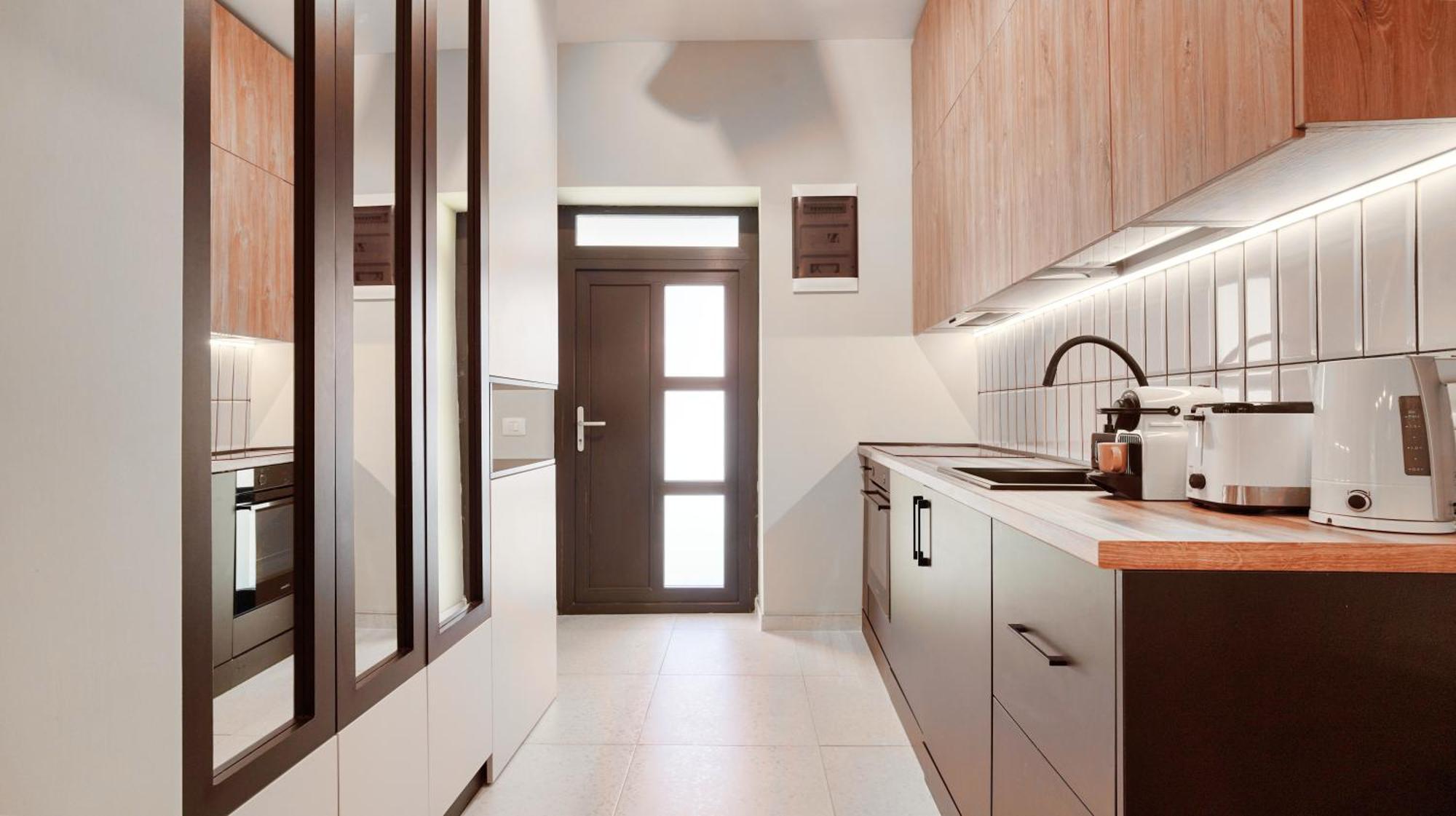 Privo Oldtown Luxury Apartment Брашов Экстерьер фото